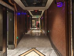 -依呀呀ktv烧烤小串(中山西路店)