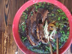 -小龙大肉面馆