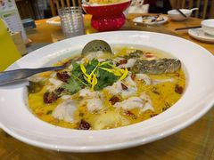 -花溪雨·森林餐厅(石基店)