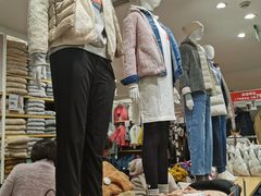 -优衣库(上海虹口龙之梦店)