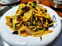 -林海雪乡铁锅炖·东北菜(夏湾店)