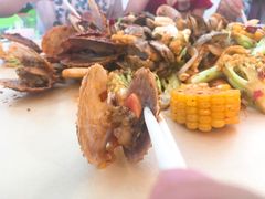 手抓海鲜-四海鲜渔家菜(黄金海岸店)