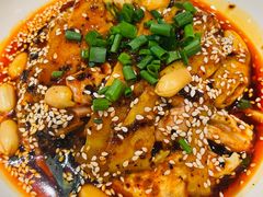 -渝信川菜 · 川味家常菜(财富购物中心店)