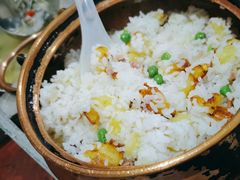 -姚记抚仙湖石锅鱼庄