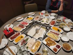 猪肚鸡锅底-海底捞火锅(金山百联店)