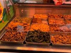 自助取餐区-绝味鸭脖(鹤沙航城地铁站店)