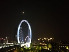 -南京眼步行桥