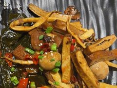-嘎嘎鸭脑壳(蜀汉路店)