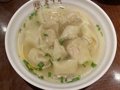 刀鱼馄饨-老半斋(福州路店)