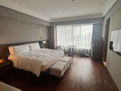 -上海虹桥祥源希尔顿酒店