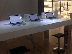 -颐高数码广场(邯郸路店)