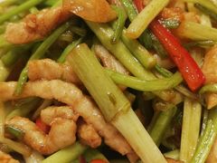 土水芹炒肉丝-一澜江宴·江景地标楚菜(江滩公园店)