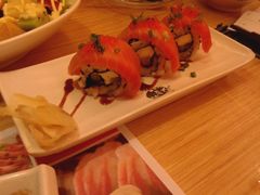 三文鱼牛油果加州卷-友壹町寿司(嘉洲广场店)