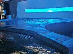 -涨巢·潮玩水疗局