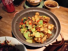 嫩仔姜炒牛蛙-吃饭皇帝大(长宁龙之梦店)