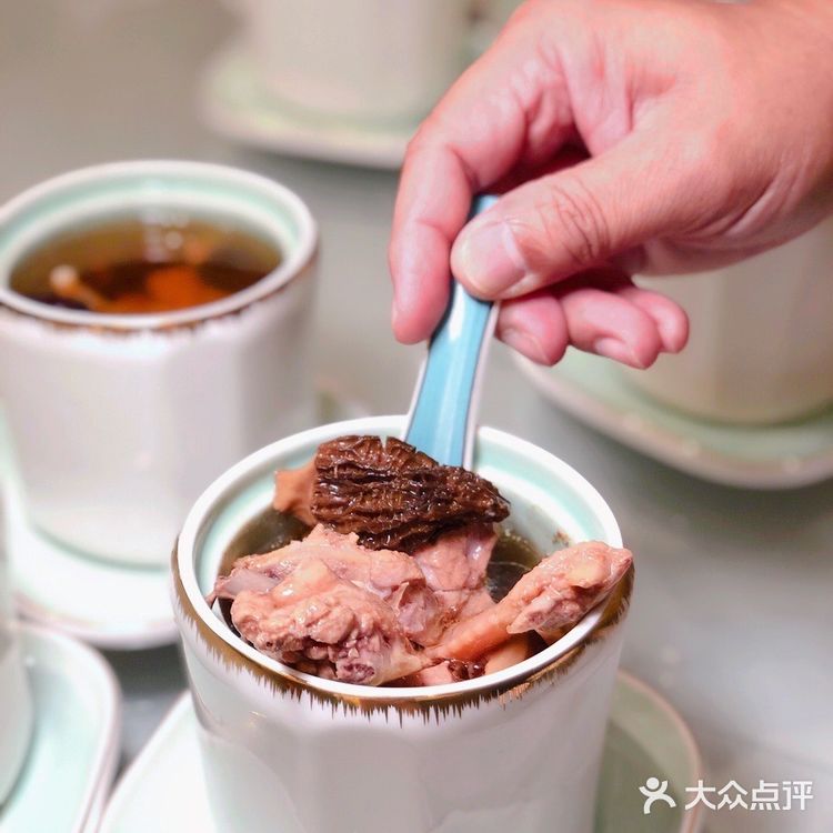 海珠首店|大声安利广州这家粤菜馆|常来小聚终于开到海珠区