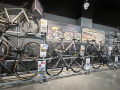 -迪卡侬(西三旗店)