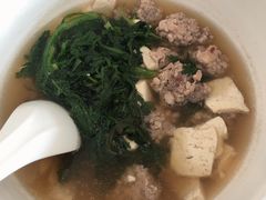 -爱的果实月嫂育婴师(世纪东方店)
