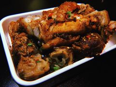 -西街夜油条·麻团包乌饭