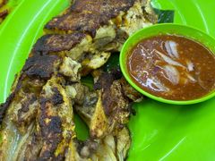 -明记烧鱼美味店