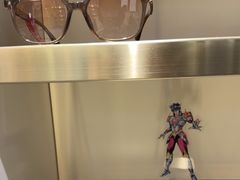 -视野联行眼镜•蔡司•依视路(温江店)