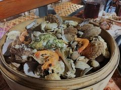 必点菜一筐海鲜-鲜小岛·铜锅涮肉