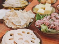 -黔三一夺夺粉酸汤火锅(百信店)