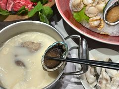 -红鼎豆捞·专注品质海鲜20年(宝丰路店)