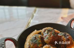 Spanish-Style Meatballs
