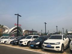 -融创茂-停车场