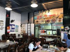 大堂-官塘锋记鱼生·生腌·砂锅粥(牌坊街店)