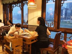 -小天鹅火锅·一线江景洪鼎旗舰店(洪崖洞店)