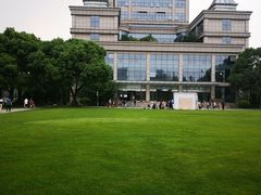 -复旦大学光华楼