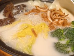 鱼汤瑶柱杂菜煲-广舟(千禧店)