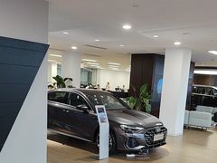 -上海永达奥诚奥迪4S店(申江路店)