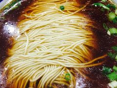红汤面底-裕兴记•蟹黄面馆(人民广场店)