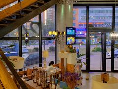 -24H COLOR咖啡厅(惠州金山湖店)