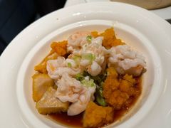 热炝牡丹虾球-狮王府淮扬菜(老门东店)