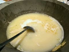 -咕嘟草帽鱼·牛奶一样的鲜鱼汤(天鹅湖万达广场店)