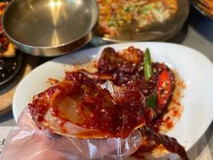 -草家酱蟹炭火烤肉店(珲春南路一店)
