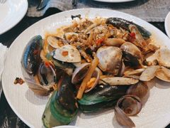 -云端西餐厅(南宁龙光那莲豪华精选酒店)