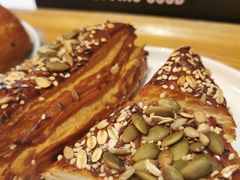 碱水谷物面包-81BAKERY(大学路店)