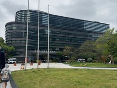 -上海跨国采购会展中心