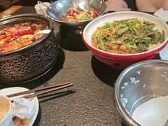 -万重锦·人文川菜馆(骡马市店)