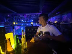 -vimi便利店酒吧