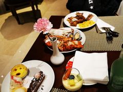 -南湖名都·景湖轩全日制餐厅·海鲜自助·东南亚风味·临湖而食