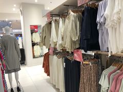 -优衣库(上海金桥国际商业广场店)