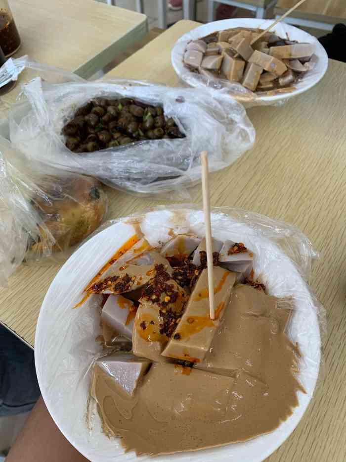 打分 碗托特别好吃 以前从来没吃过这种