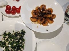 -香山湖家家宴(中山陵店)