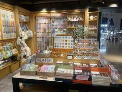 -猫的天空之城概念书店(苏州诚品店)